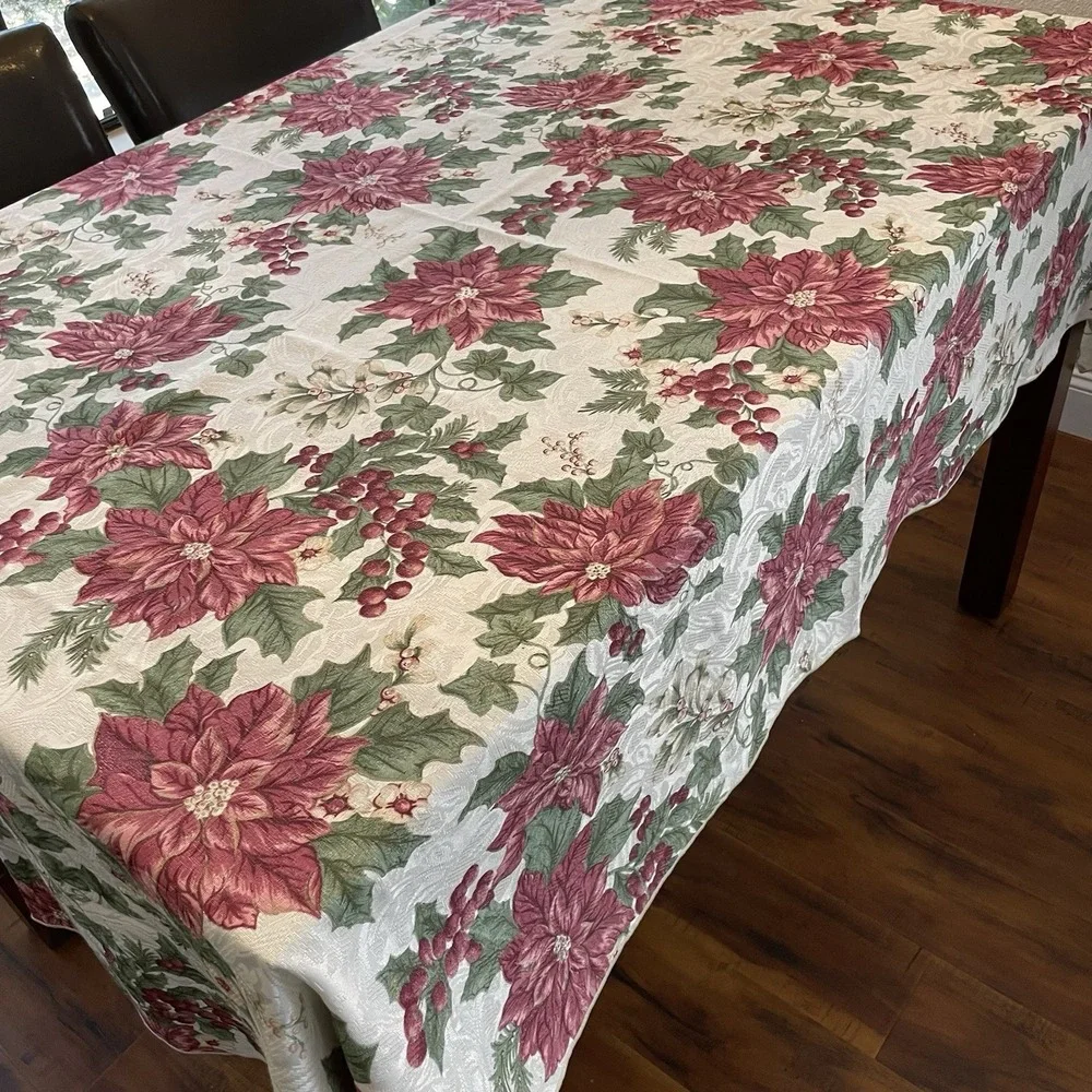 Vtg Avon Holiday Tablecloth Rectangle 58x83 Burgundy Poinsettias Berries Spain